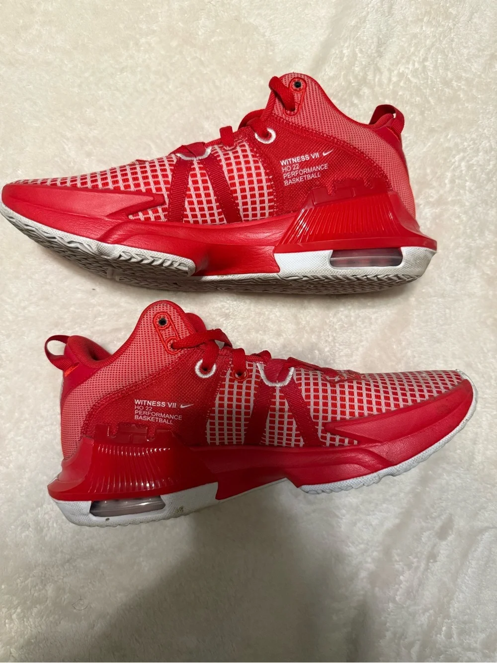 Nike LeBron Witness 7 TB basketball shoes red and white size 9